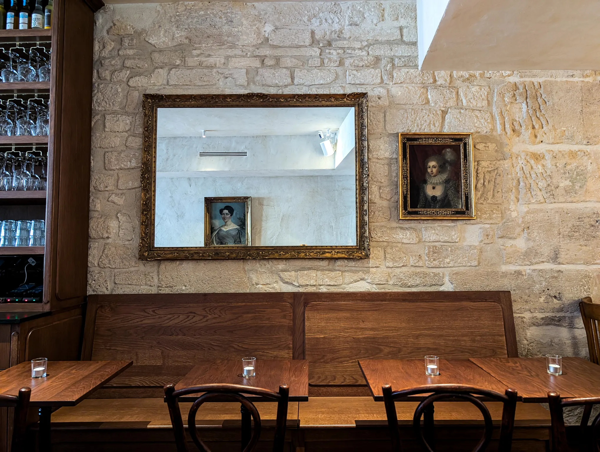 Wine Bar Photo 3
